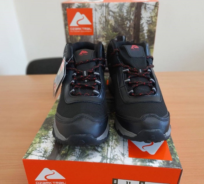 53601 - Offer mountain and hiking boots Europe
